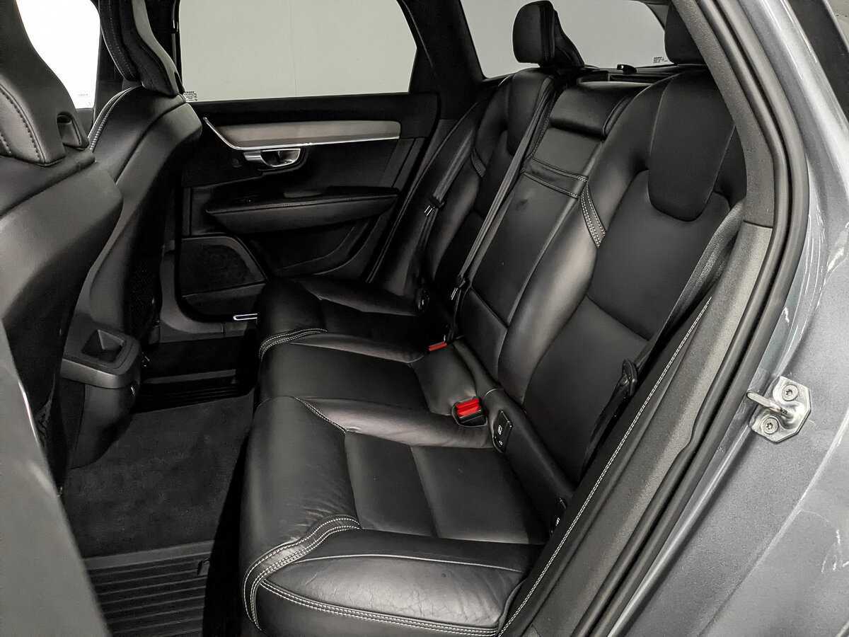 Volvo V90 Cross Country с пробегом — 2018 год. Фото: #17