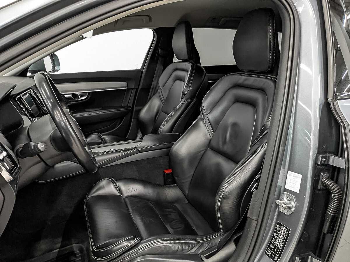 Volvo V90 Cross Country с пробегом — 2018 год. Фото: #19