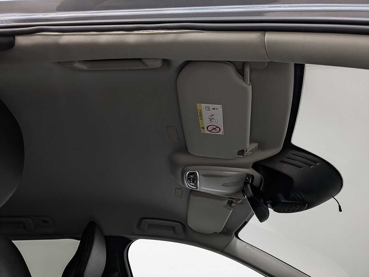 Volvo V90 Cross Country с пробегом — 2018 год. Фото: #21