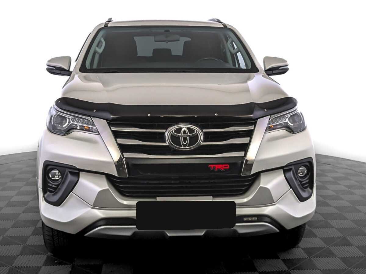Toyota Fortuner с пробегом — 2019 год. Фото: #1