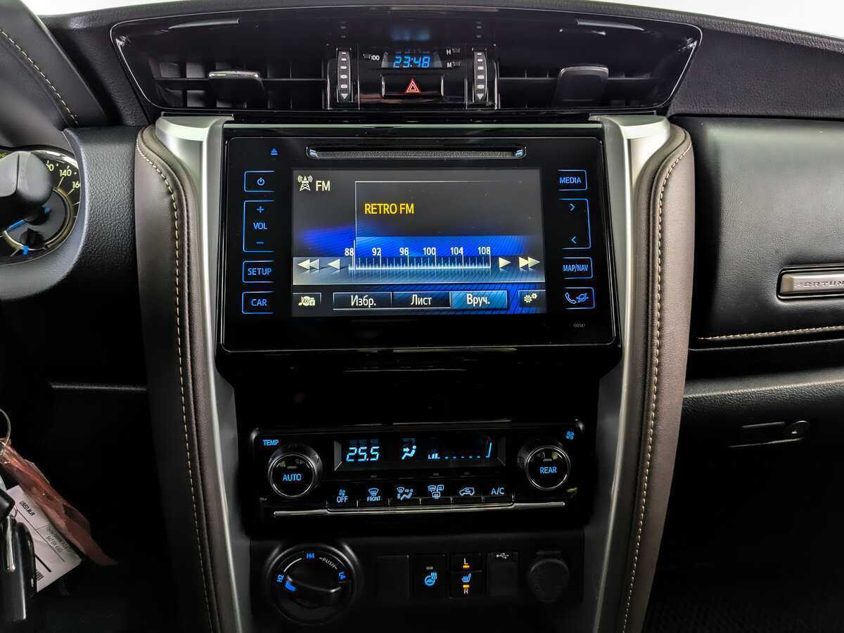Toyota Fortuner с пробегом — 2019 год. Фото: #13