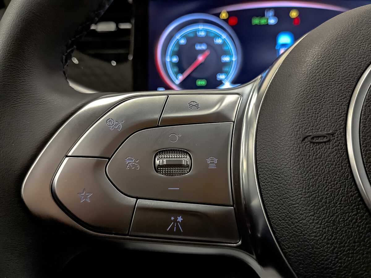 Voyah Free с пробегом — 2023 год. Фото: #29