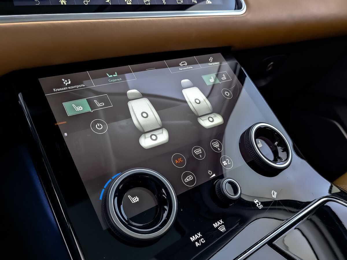 Land Rover Range Rover Velar с пробегом — 2017 год. Фото: #25