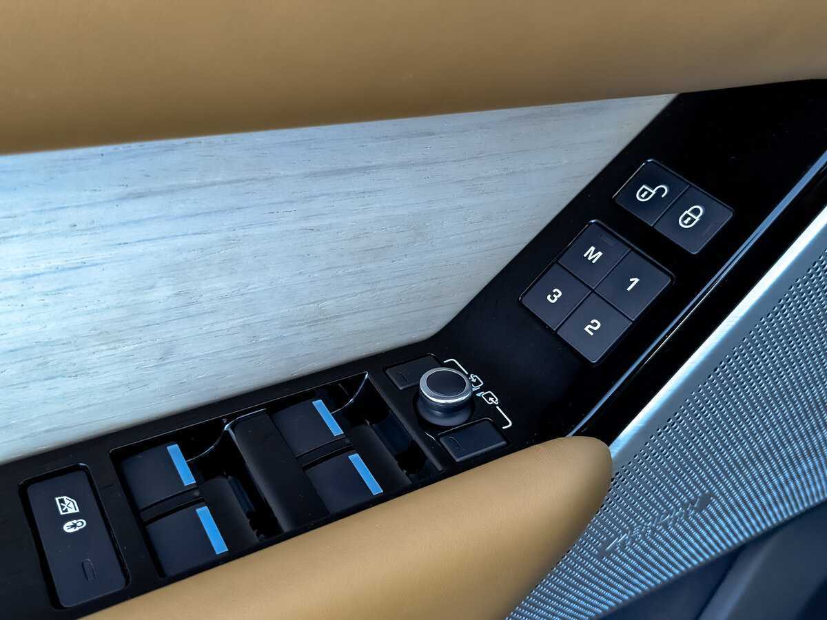 Land Rover Range Rover Velar с пробегом — 2017 год. Фото: #29