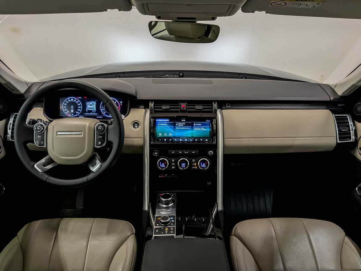 Land Rover Discovery с пробегом — 2018 год. Фото: #13