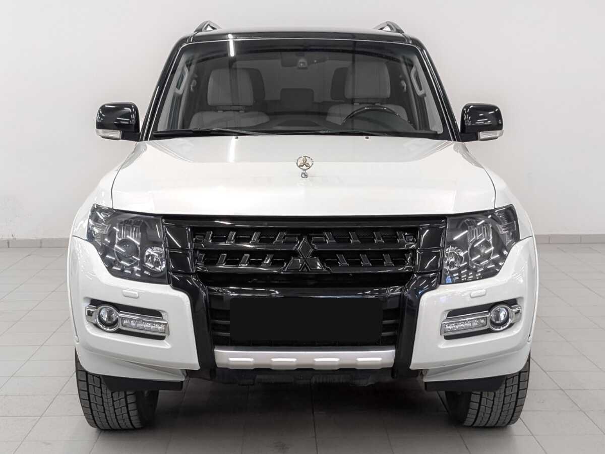 Mitsubishi Pajero с пробегом — 2020 год. Фото: #1