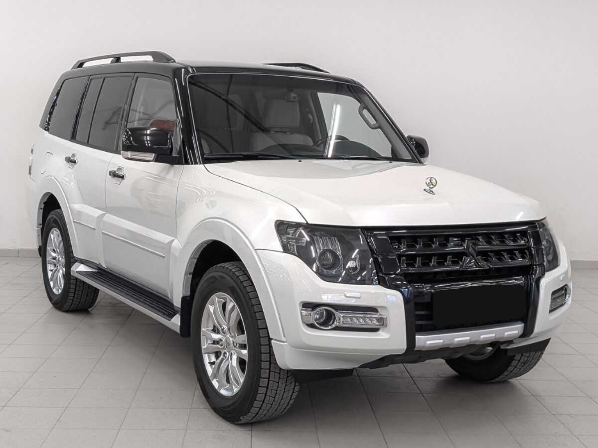 Mitsubishi Pajero с пробегом — 2020 год. Фото: #2