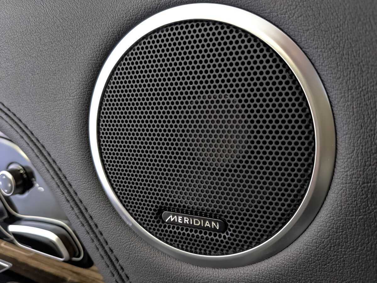 Land Rover Range Rover с пробегом — 2018 год. Фото: #25