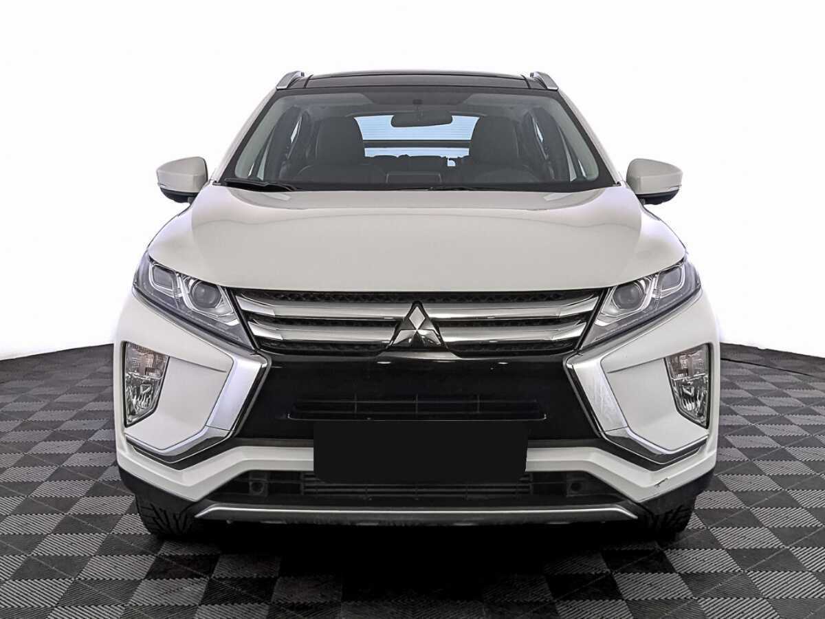 Mitsubishi Eclipse Cross с пробегом — 2022 год. Фото: #1