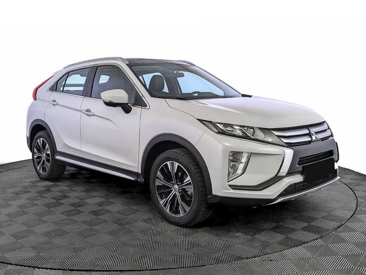Mitsubishi Eclipse Cross с пробегом — 2022 год. Фото: #2