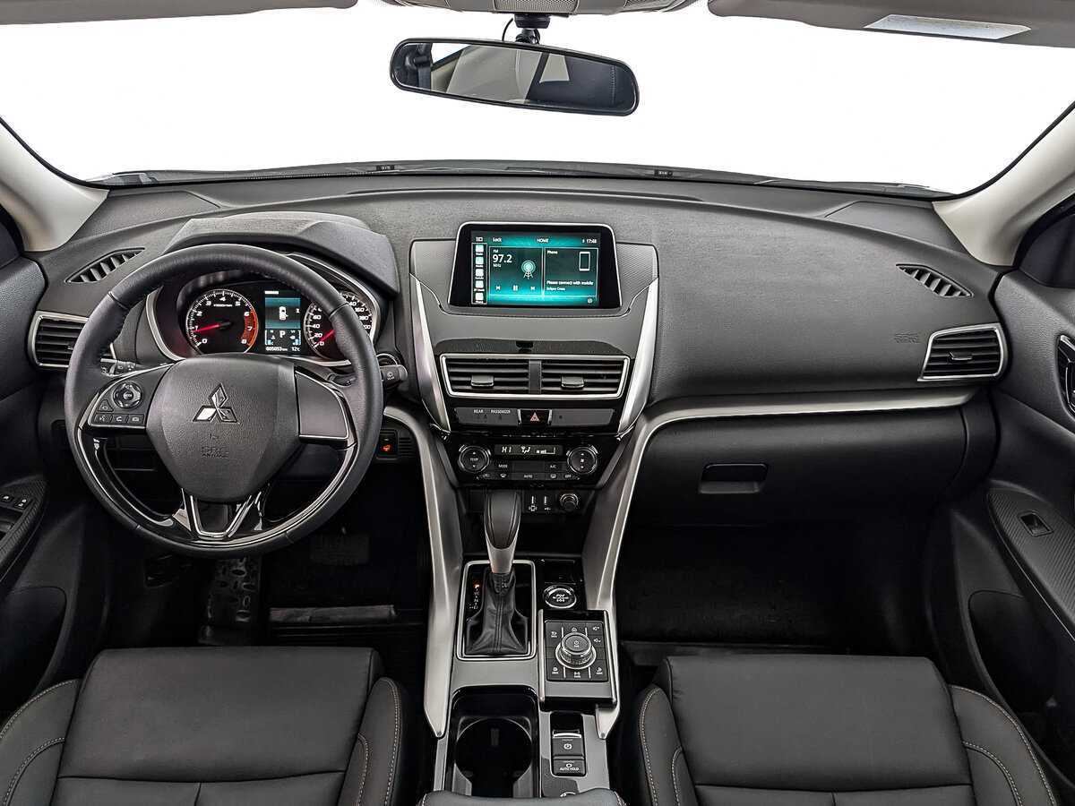 Mitsubishi Eclipse Cross с пробегом — 2022 год. Фото: #15