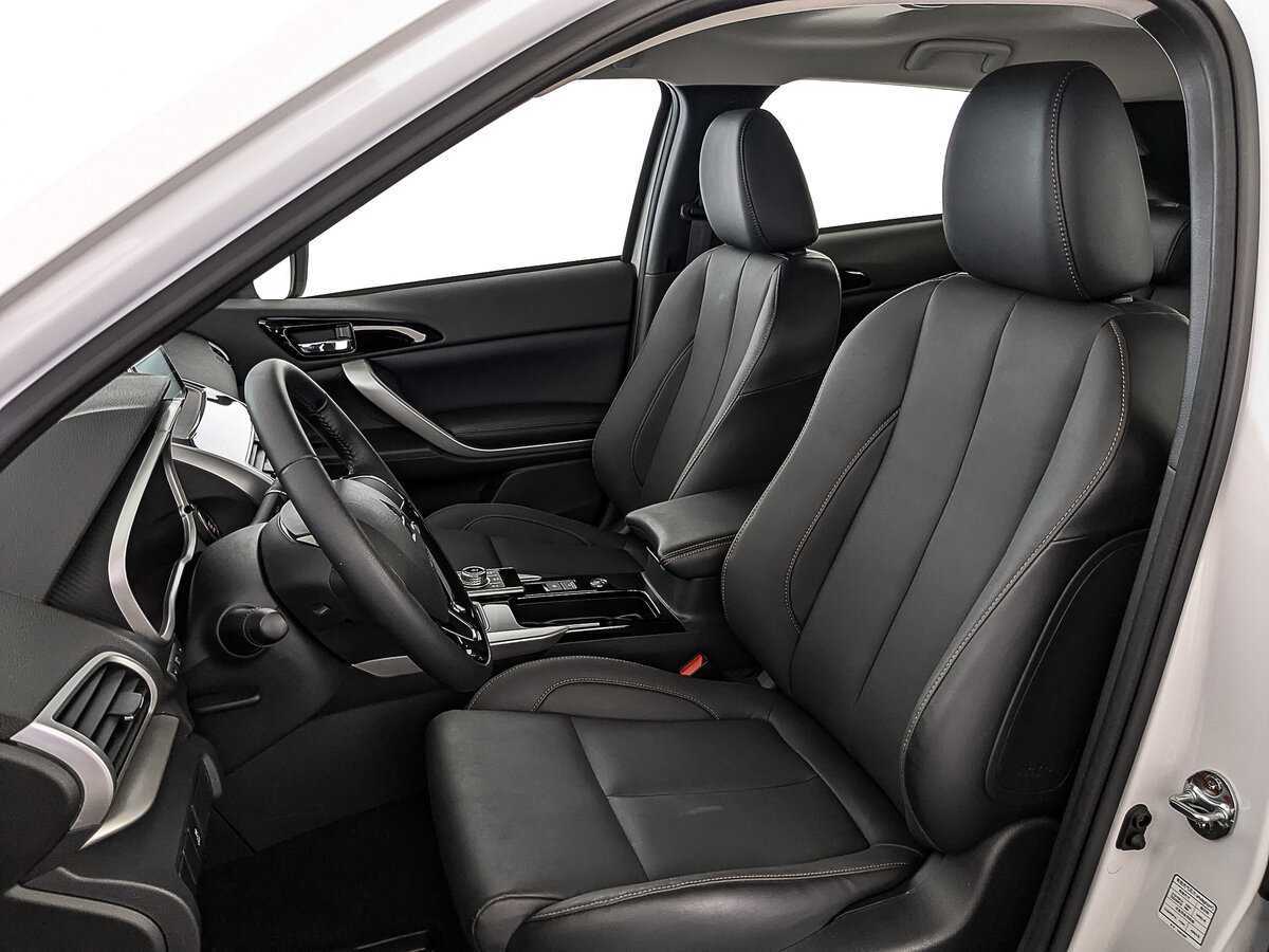 Mitsubishi Eclipse Cross с пробегом — 2022 год. Фото: #18