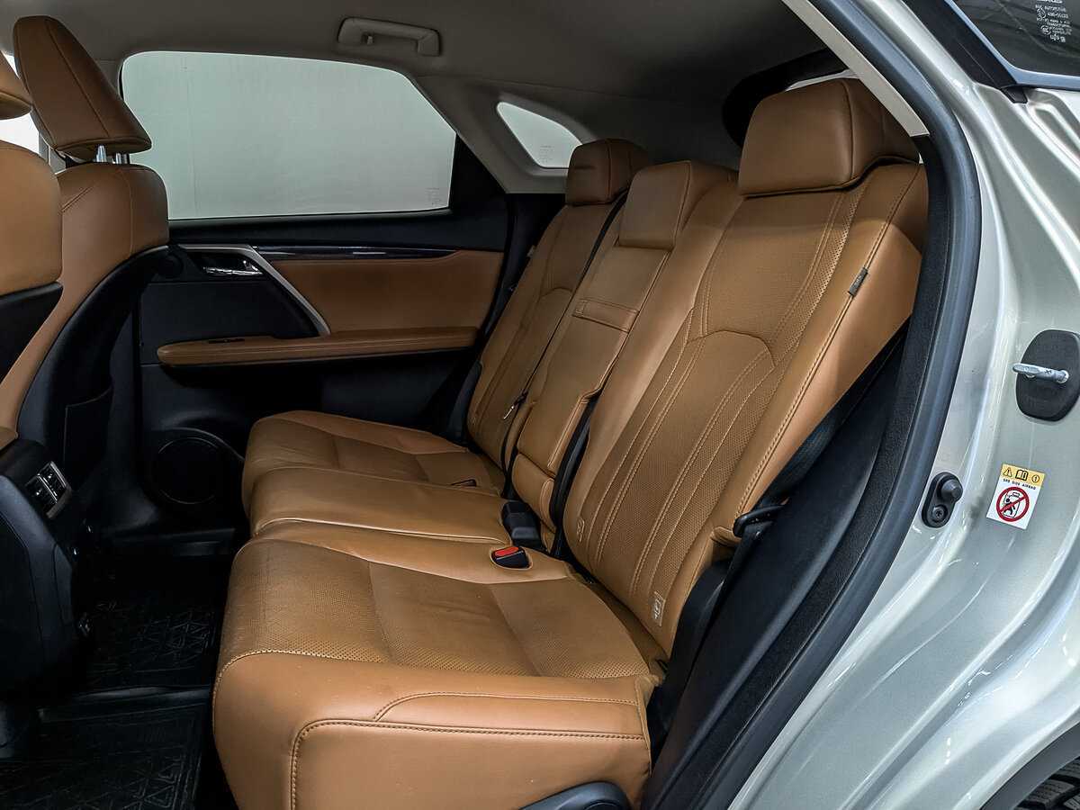 Lexus RX с пробегом — 2019 год. Фото: #17