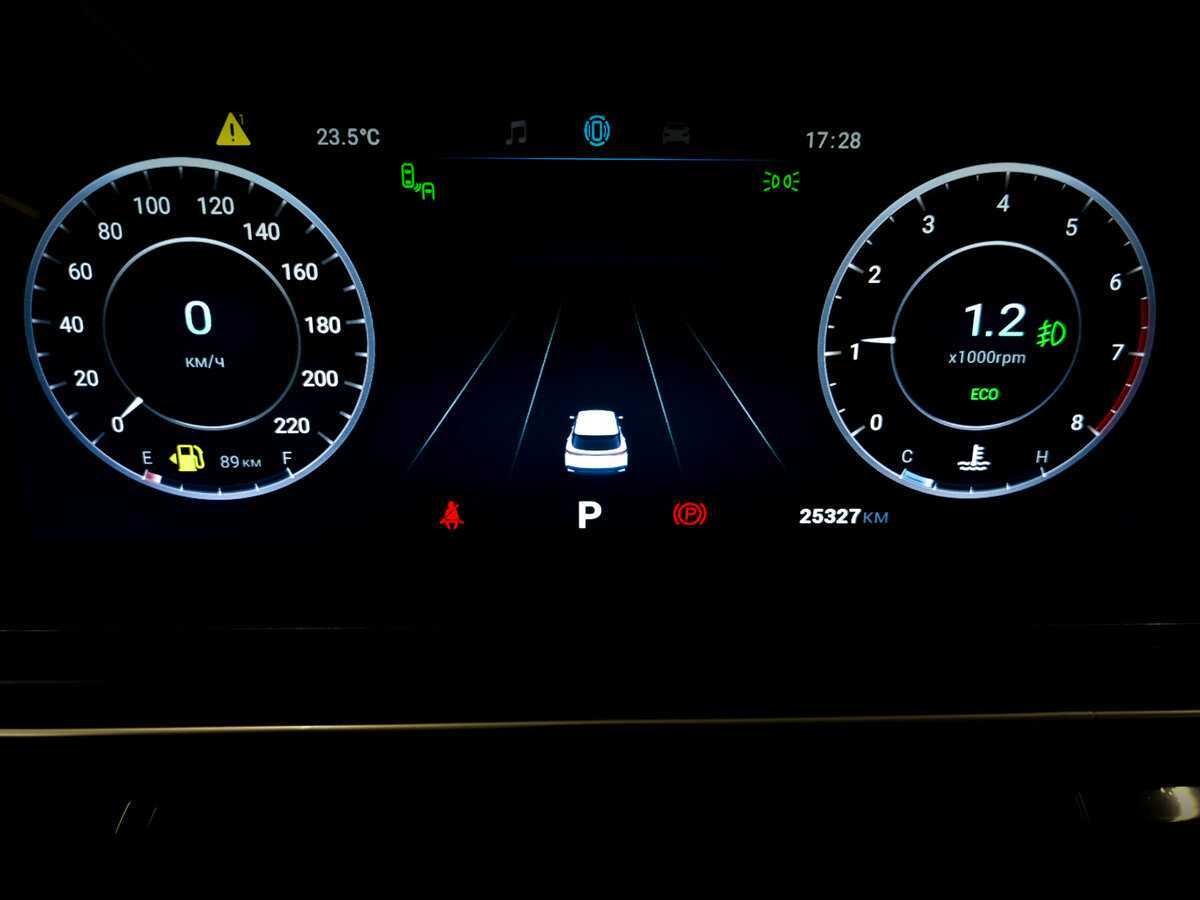 OMODA C5 с пробегом — 2023 год. Фото: #12