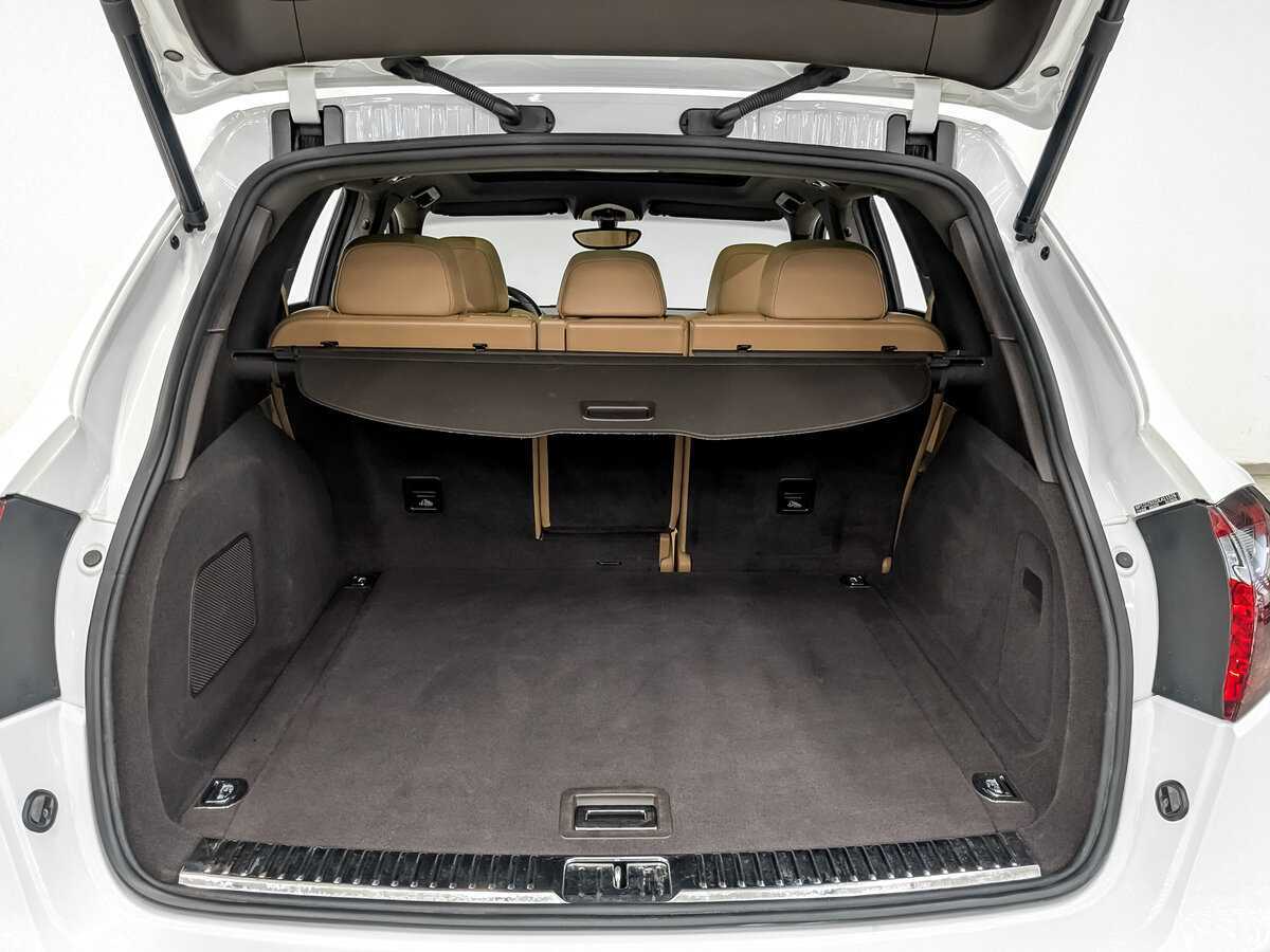 Porsche Cayenne с пробегом — 2013 год. Фото: #9