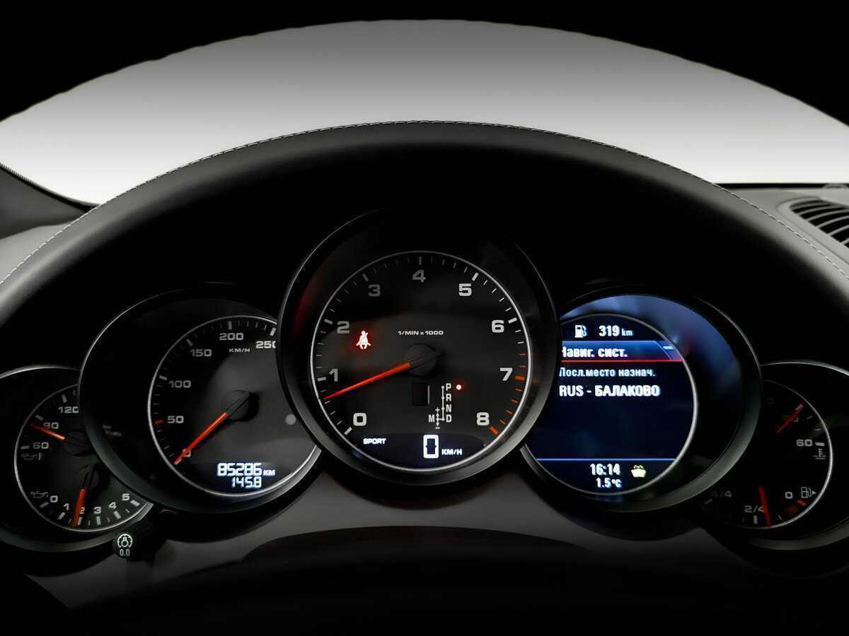 Porsche Cayenne с пробегом — 2013 год. Фото: #12