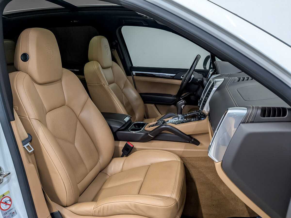 Porsche Cayenne с пробегом — 2013 год. Фото: #23