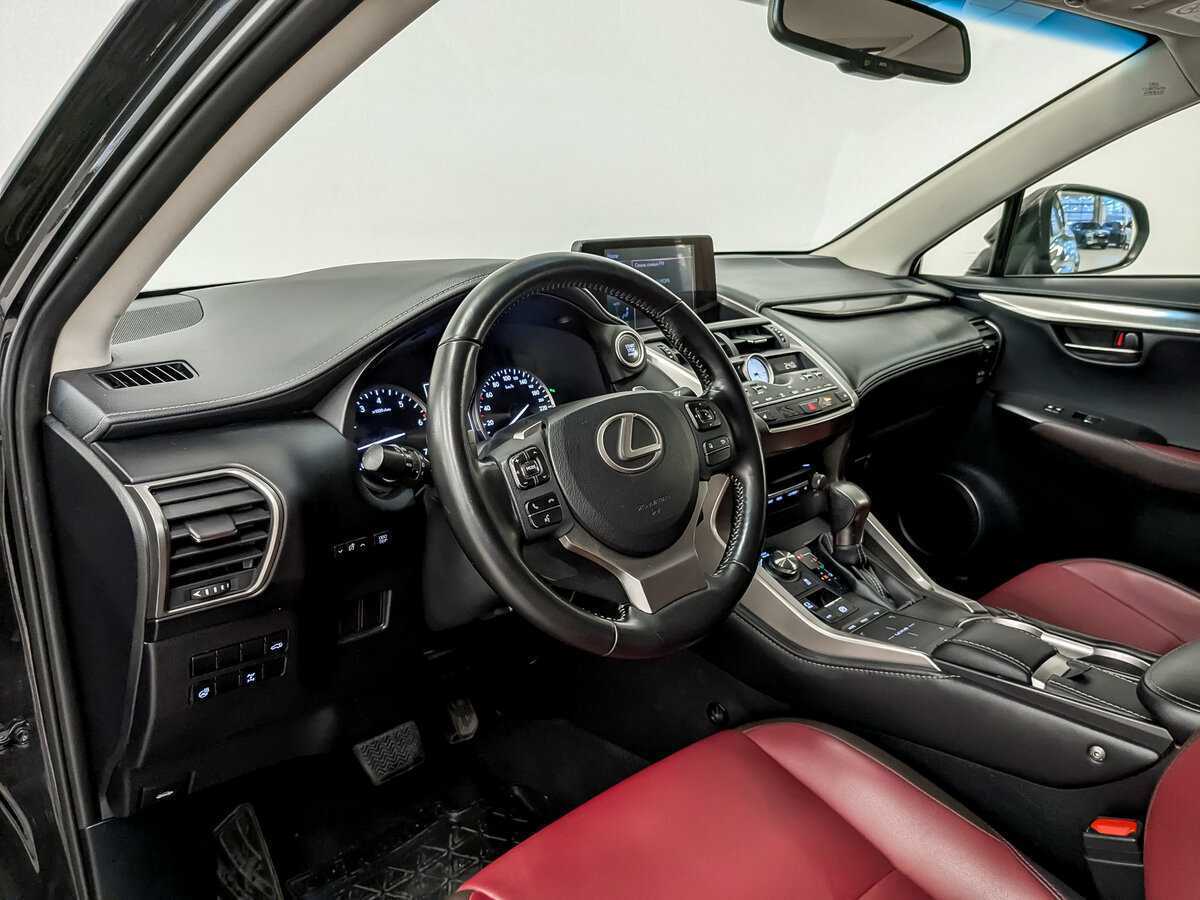 Lexus NX с пробегом — 2018 год. Фото: #15