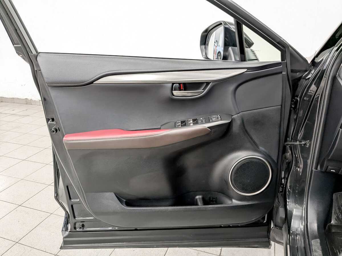 Lexus NX с пробегом — 2018 год. Фото: #18