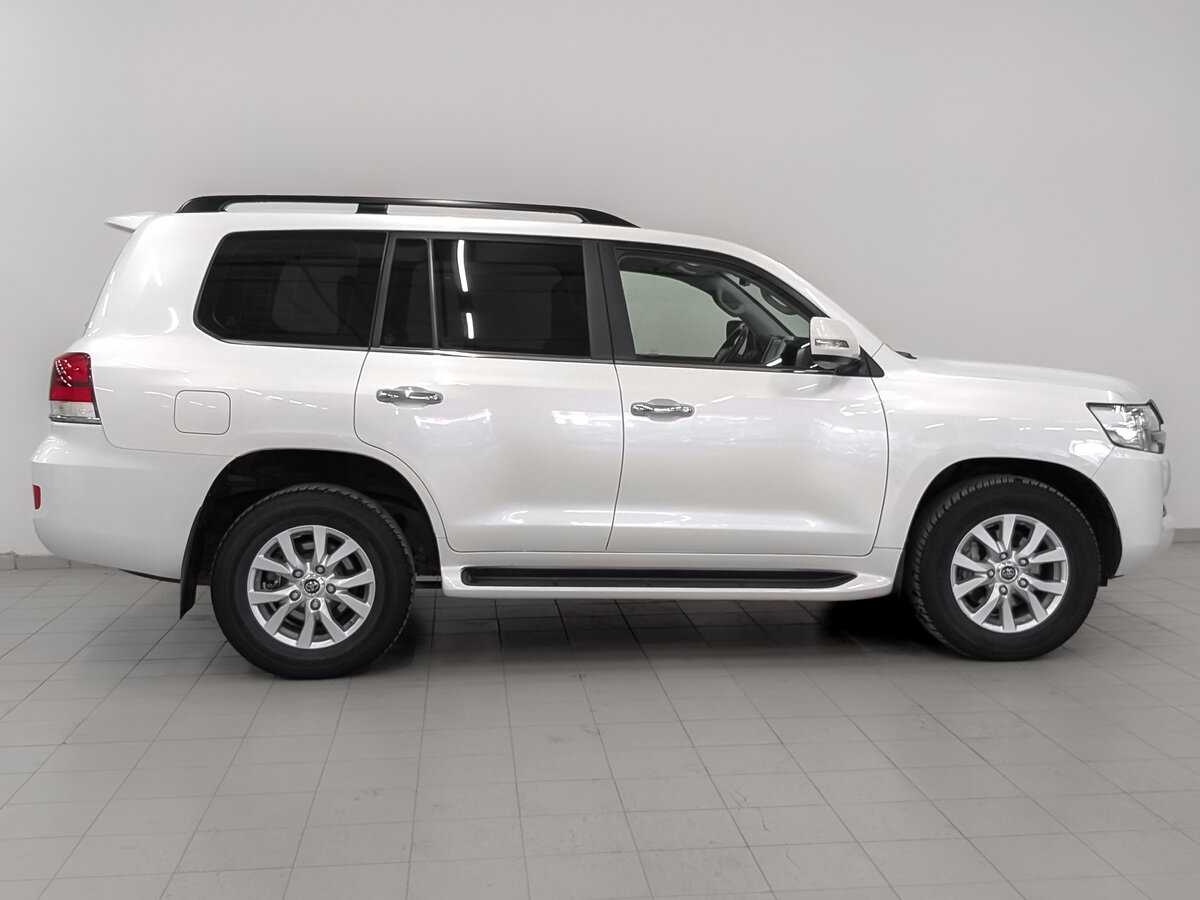 Toyota Land Cruiser с пробегом — 2020 год. Фото: #3