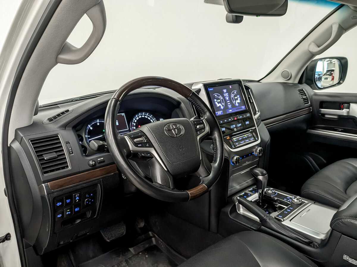 Toyota Land Cruiser с пробегом — 2020 год. Фото: #15
