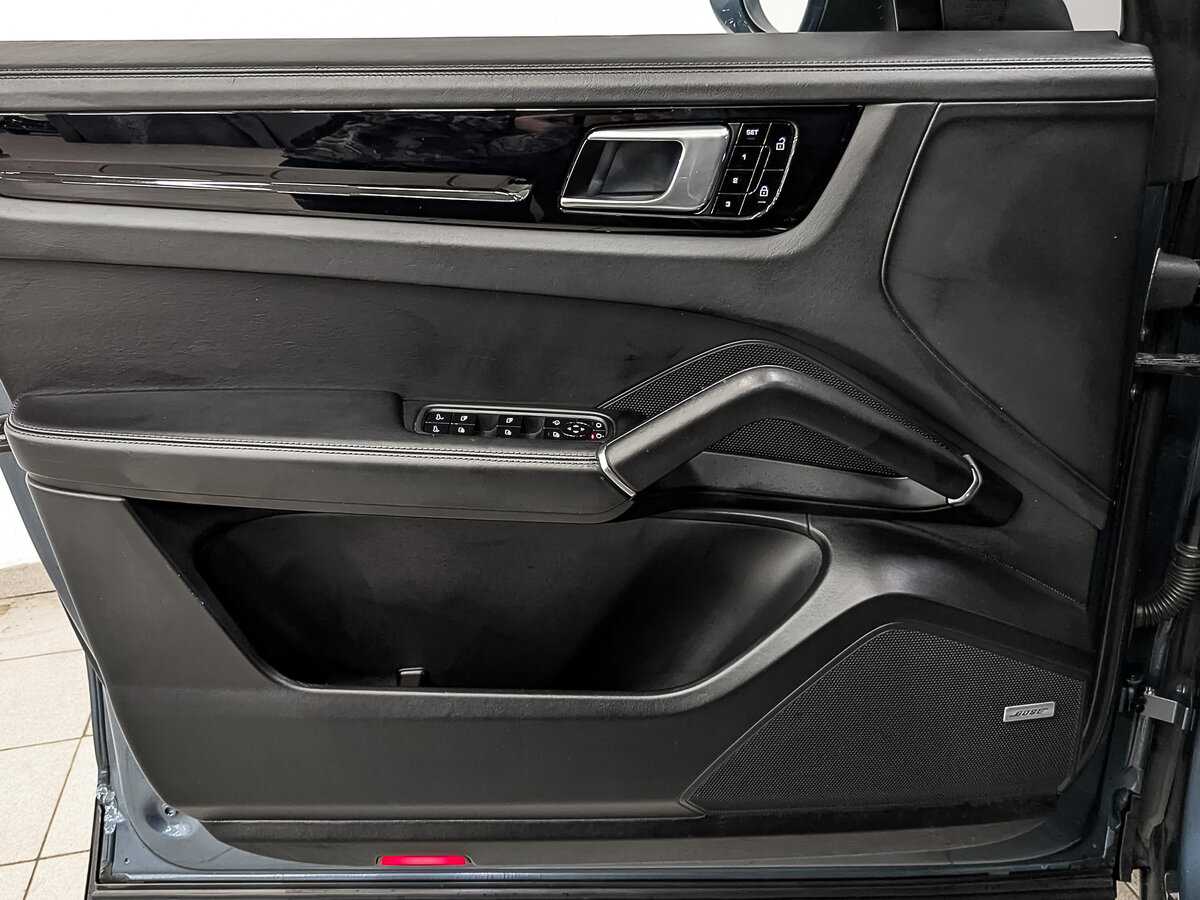 Porsche Cayenne с пробегом — 2019 год. Фото: #15