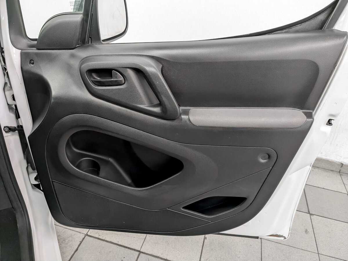 Citroen Berlingo с пробегом — 2014 год. Фото: #23
