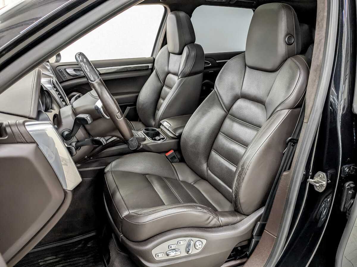 Porsche Cayenne с пробегом — 2012 год. Фото: #19