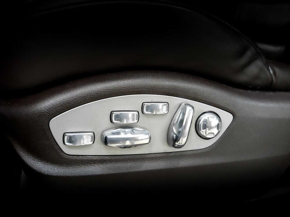 Porsche Cayenne с пробегом — 2012 год. Фото: #20