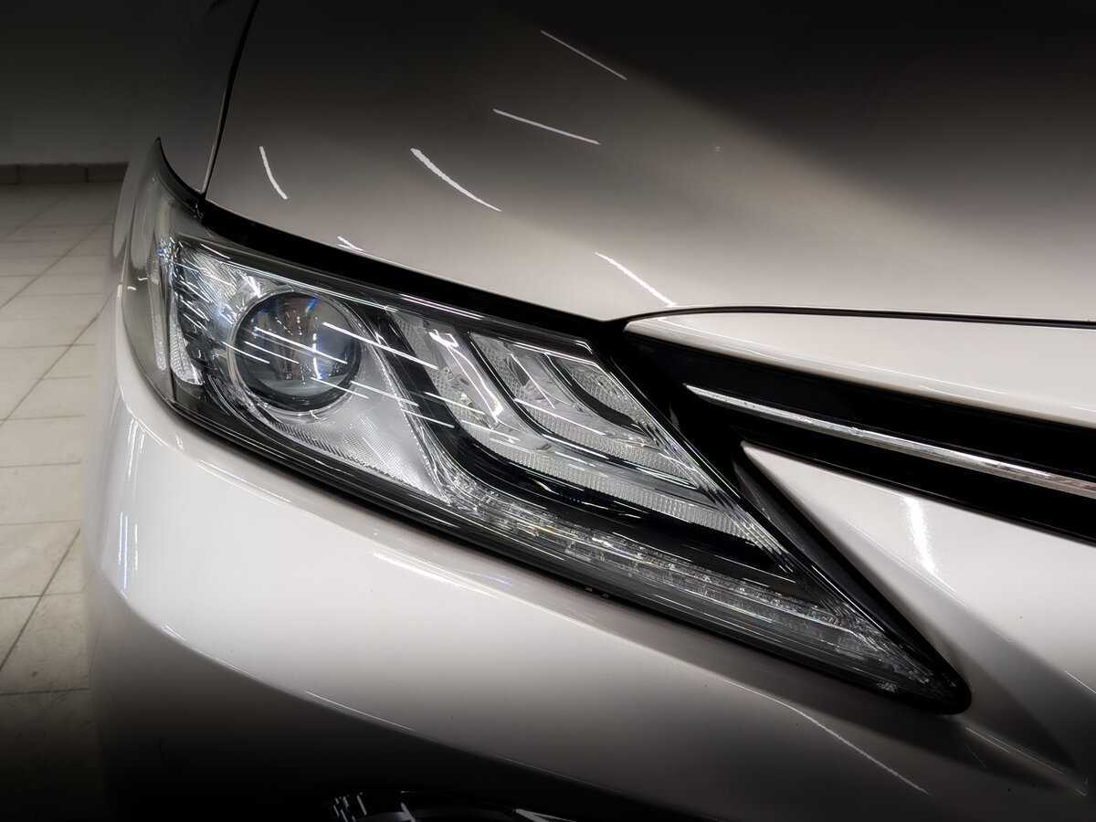 Toyota Camry с пробегом — 2022 год. Фото: #16