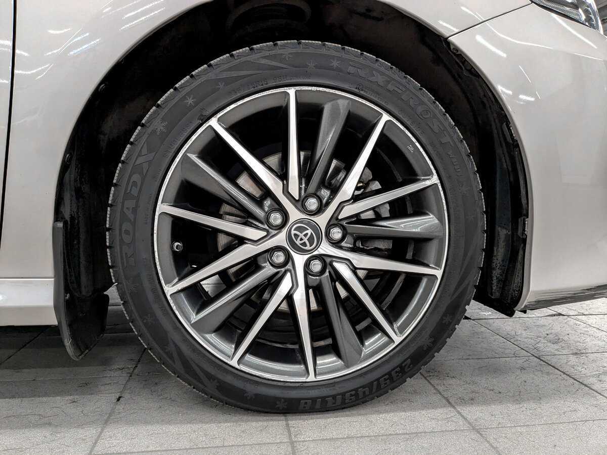 Toyota Camry с пробегом — 2022 год. Фото: #17