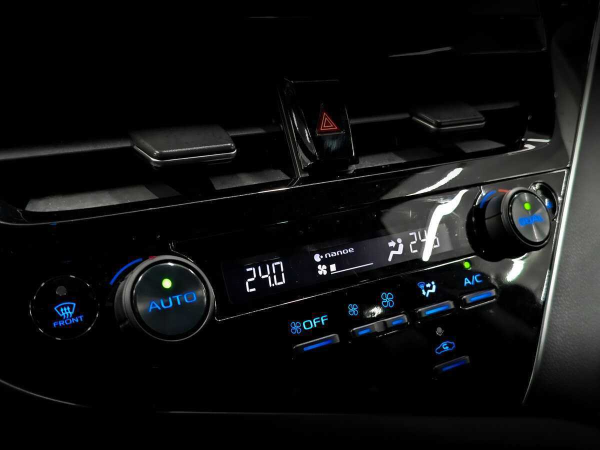 Toyota Camry с пробегом — 2022 год. Фото: #26