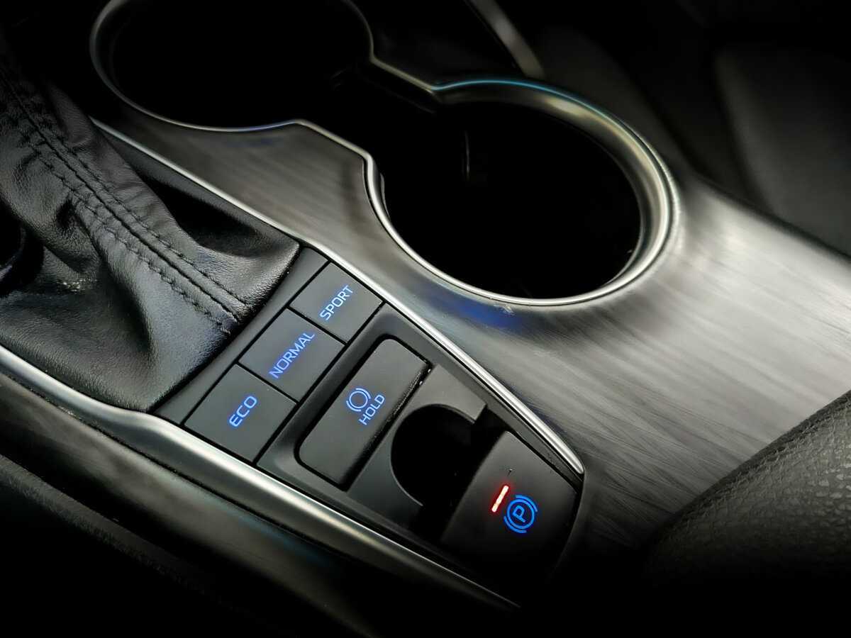 Toyota Camry с пробегом — 2022 год. Фото: #27