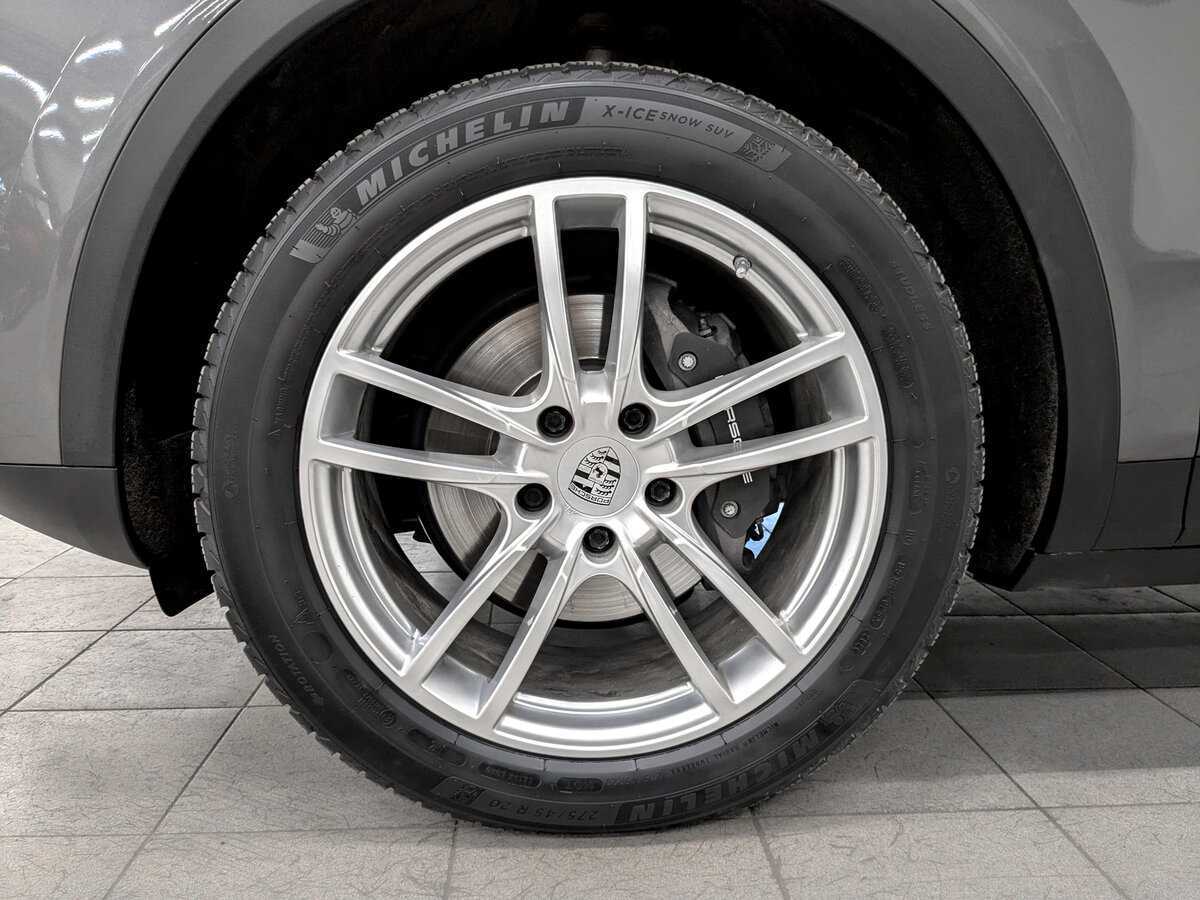 Porsche Cayenne с пробегом — 2020 год. Фото: #17