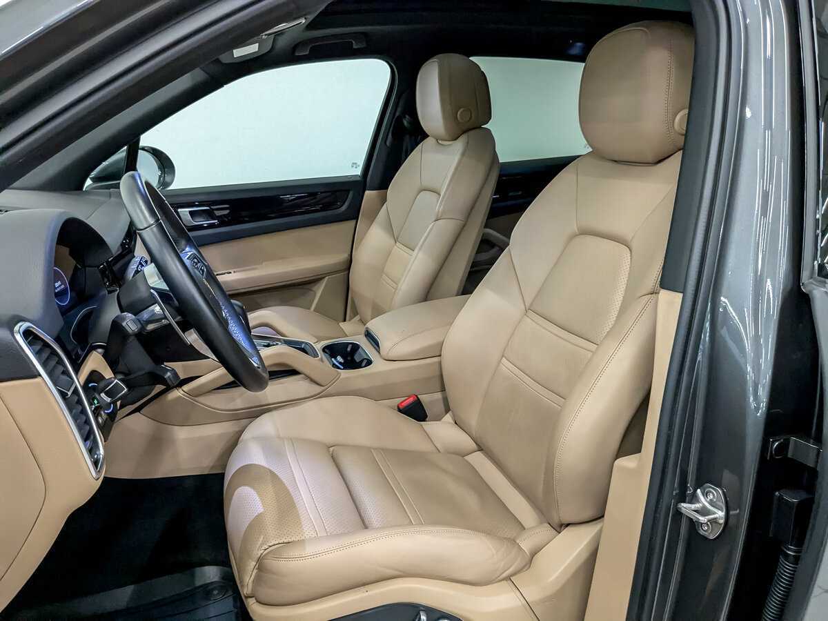 Porsche Cayenne с пробегом — 2020 год. Фото: #19