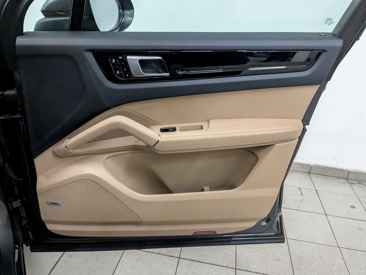 Porsche Cayenne с пробегом — 2020 год. Фото: #27