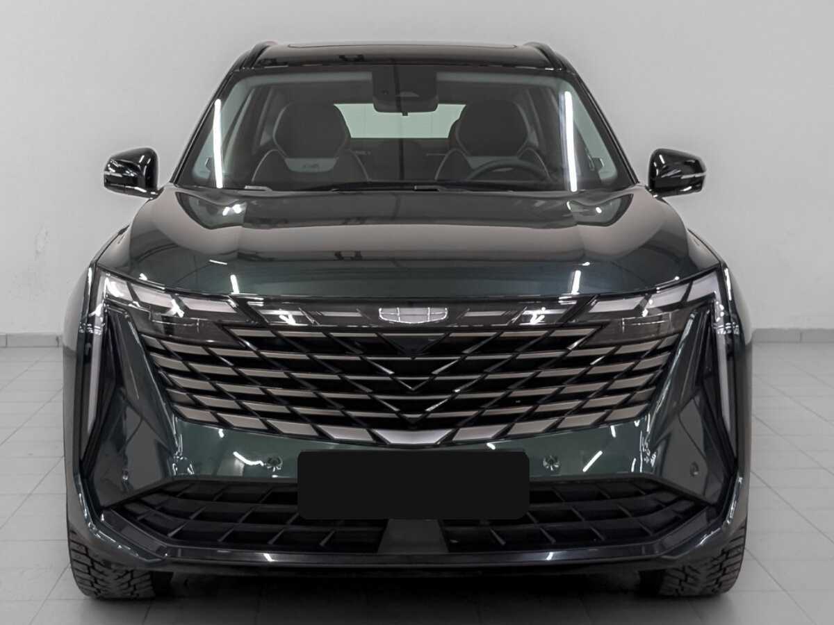Geely Atlas с пробегом — 2024 год. Фото: #1