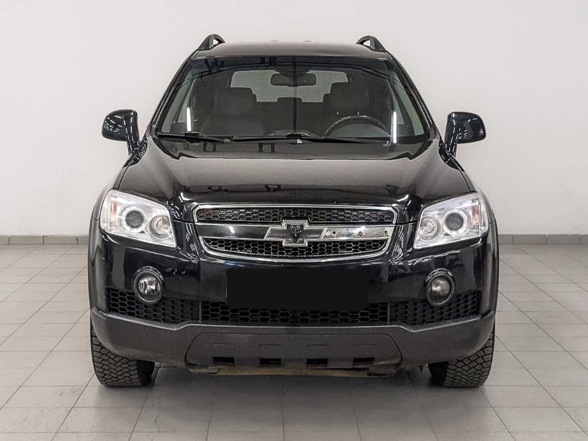 Chevrolet Captiva с пробегом — 2010 год. Фото: #1