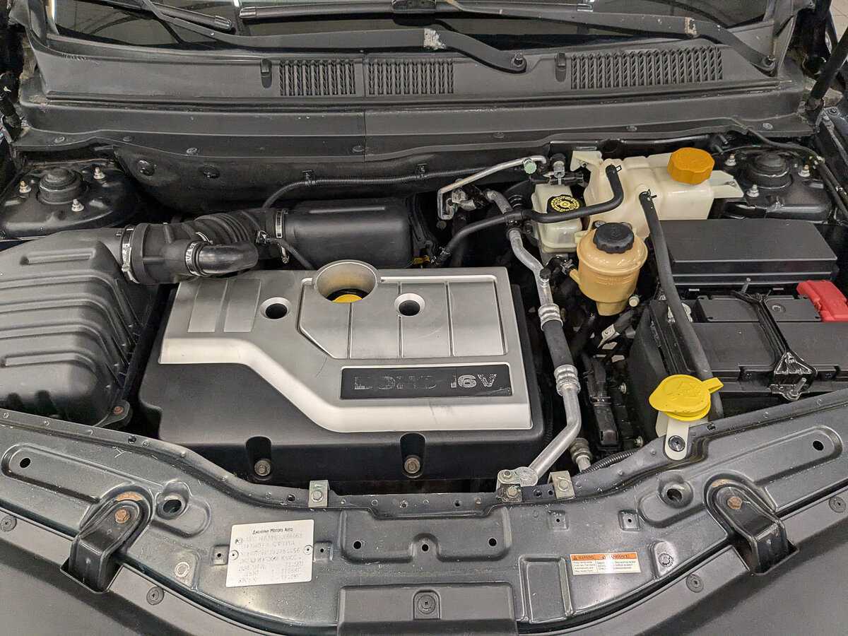 Chevrolet Captiva с пробегом — 2010 год. Фото: #8