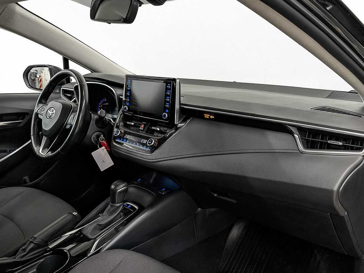 Toyota Corolla с пробегом — 2019 год. Фото: #12