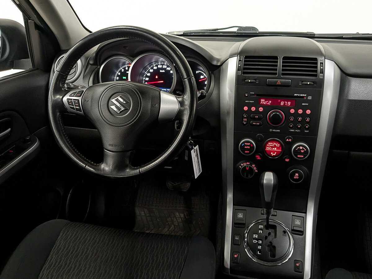 Suzuki Grand Vitara с пробегом — 2013 год. Фото: #27