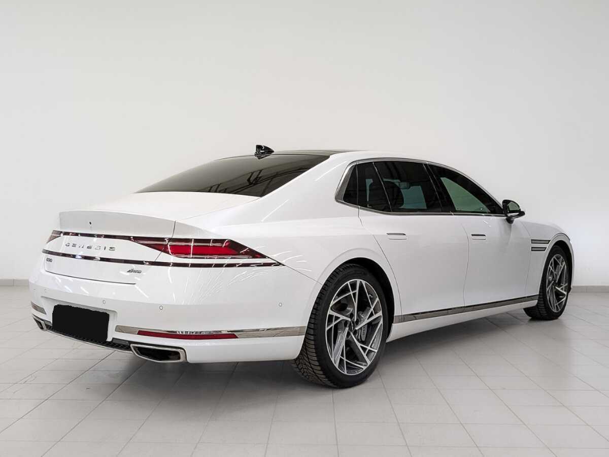 Genesis G90 с пробегом — 2022 год. Фото: #4