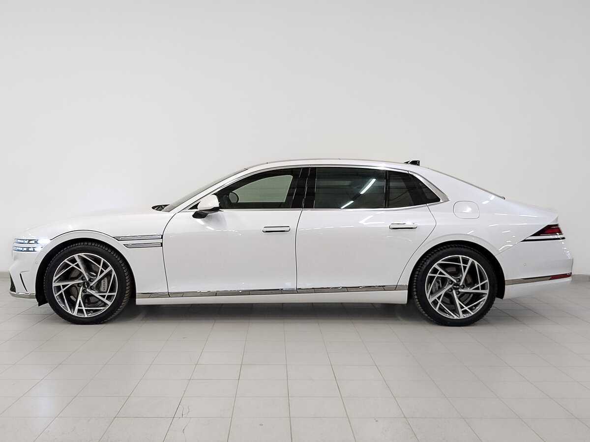 Genesis G90 с пробегом — 2022 год. Фото: #7