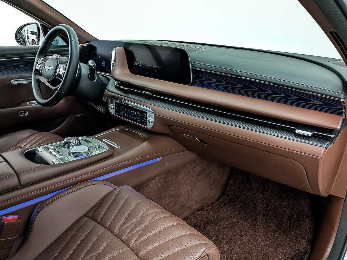 Genesis G90 с пробегом — 2022 год. Фото: #12