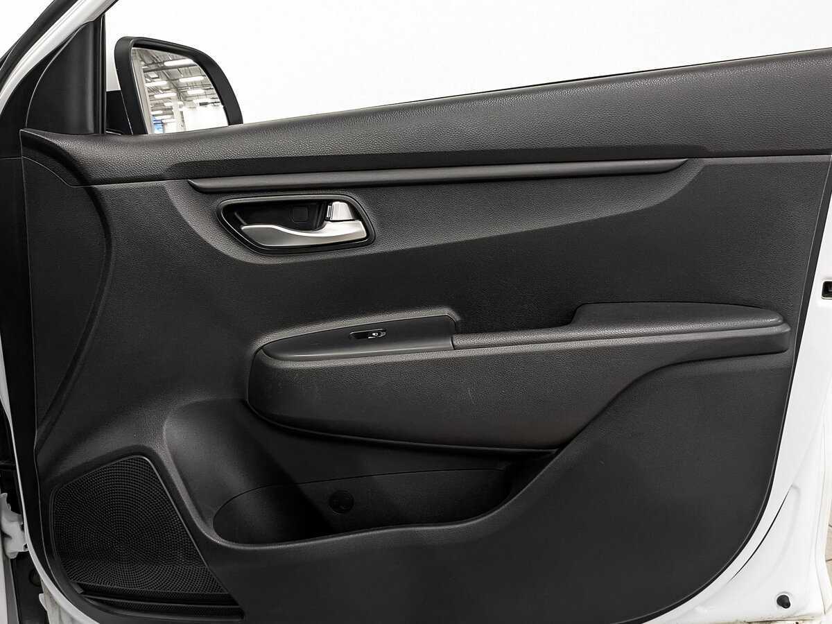 Kia Rio с пробегом — 2019 год. Фото: #23