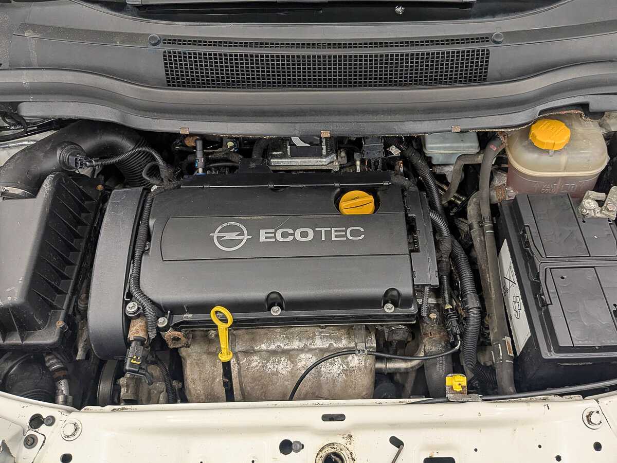 Opel Zafira с пробегом — 2013 год. Фото: #8