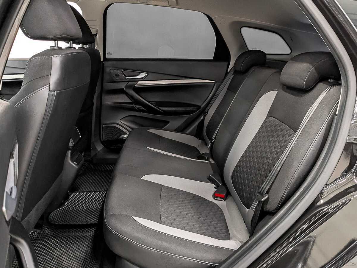 Lada (ВАЗ) Vesta с пробегом — 2024 год. Фото: #17