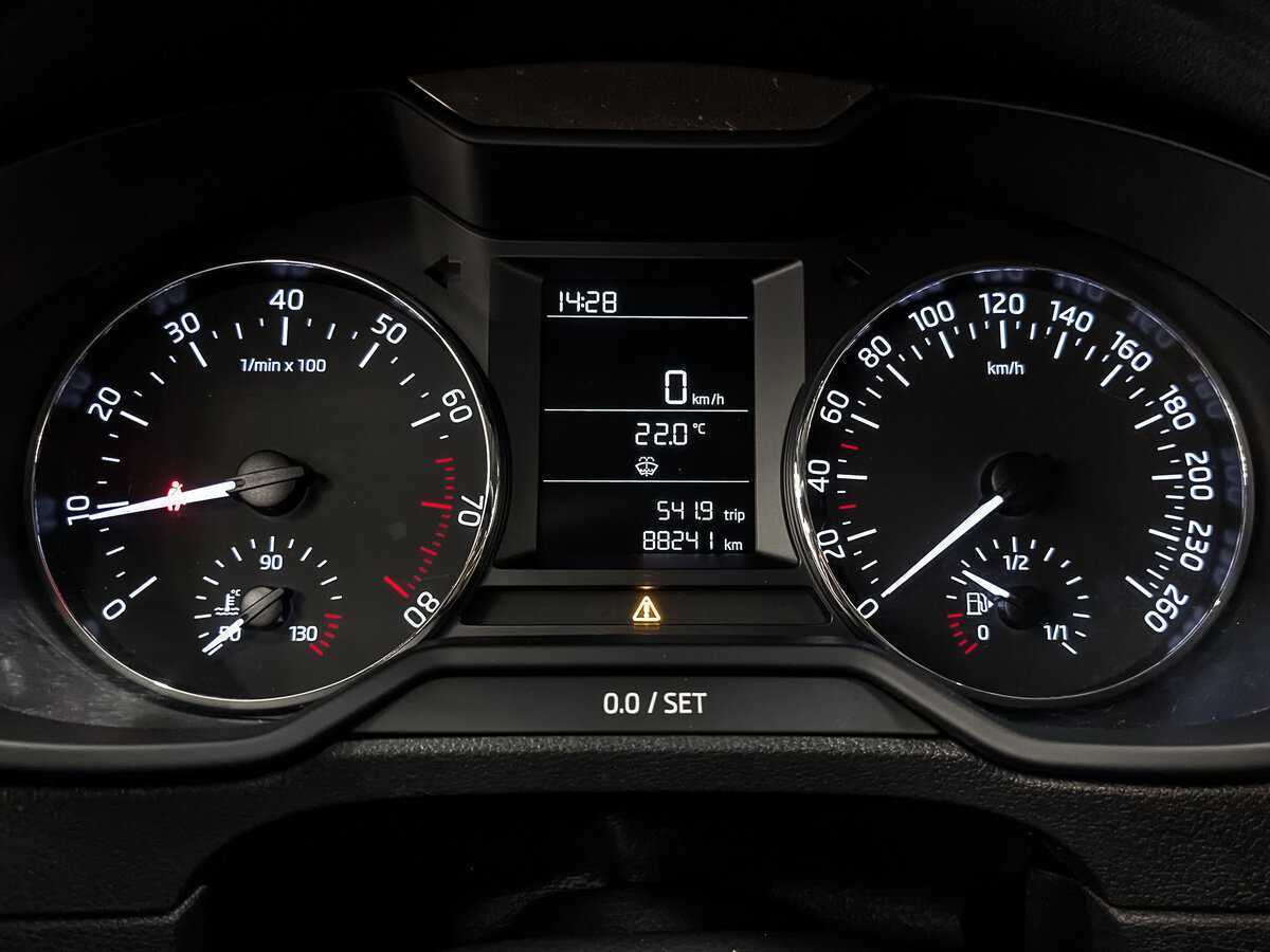 Skoda Octavia с пробегом — 2016 год. Фото: #15