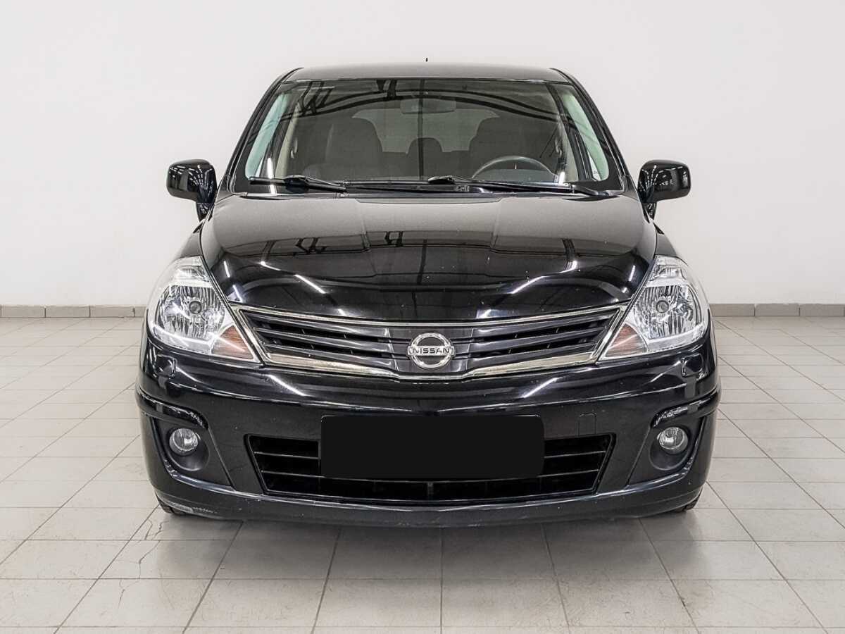 Nissan Tiida с пробегом — 2010 год. Фото: #1