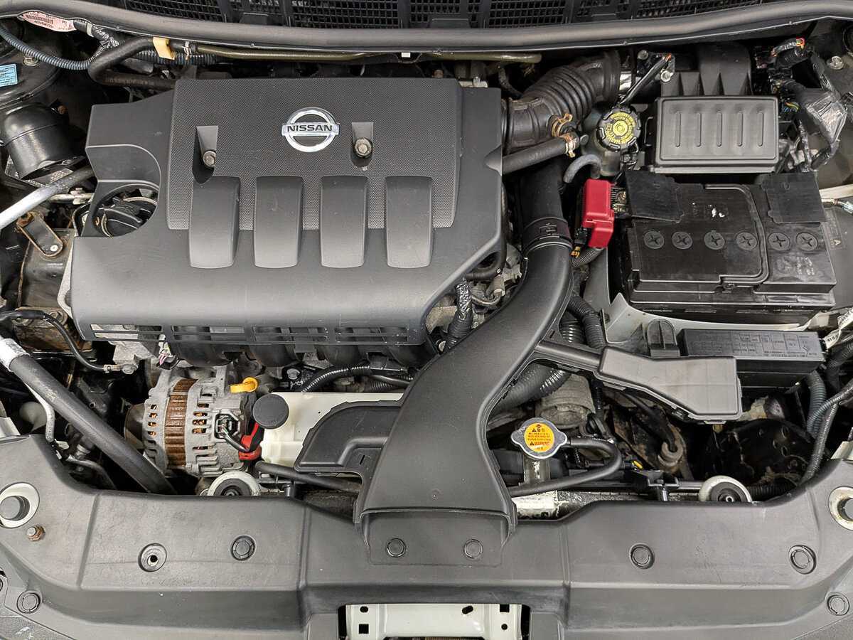 Nissan Tiida с пробегом — 2010 год. Фото: #8